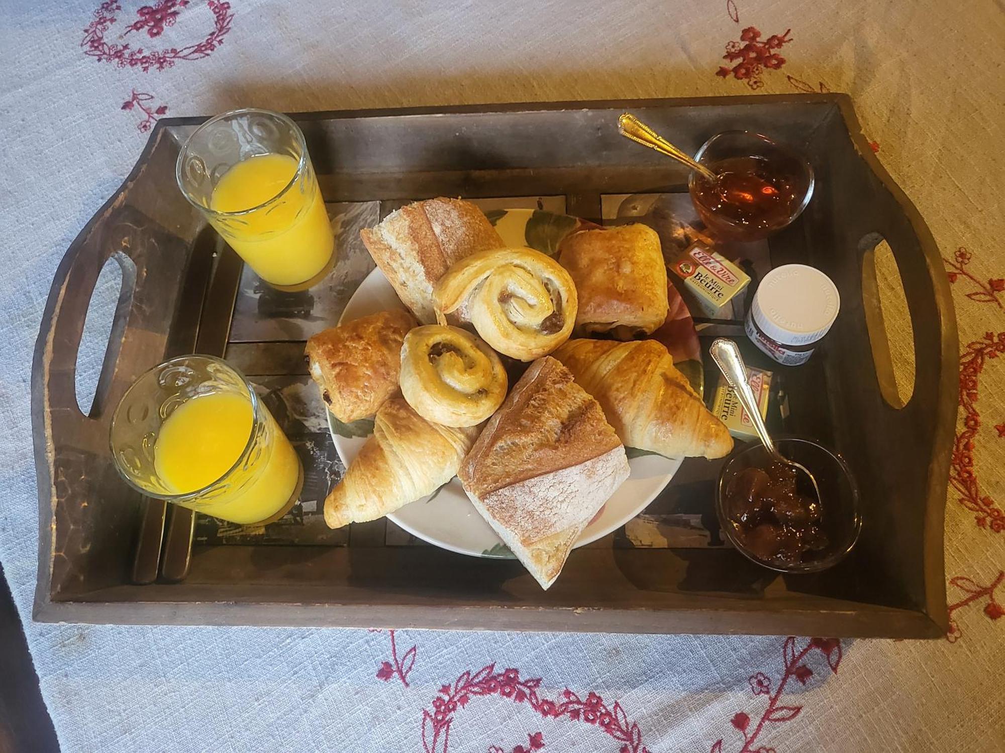 Bed and Breakfast Le Nid Des Cerfs Essert-Romand Екстер'єр фото